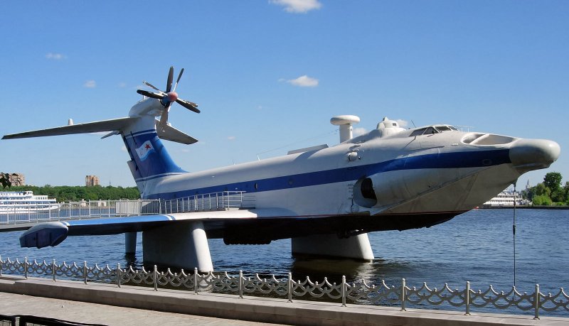 Транспортно-десантный экраноплан а-90 "орлёнок"