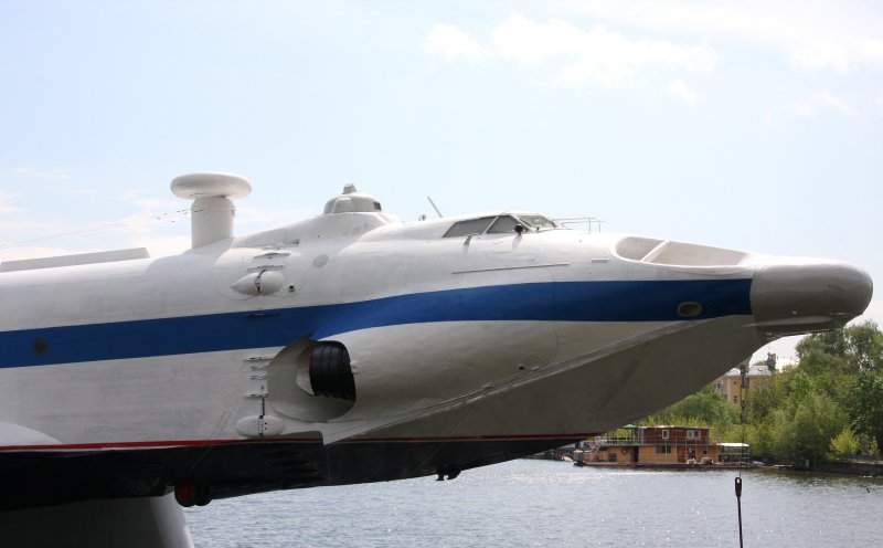Транспортно-десантный экраноплан а-90 "орлёнок"