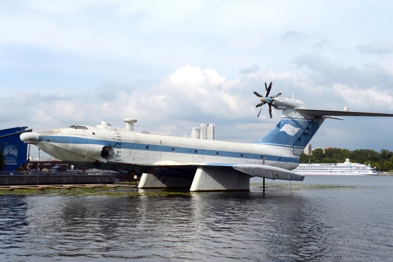 Экраноплан 904