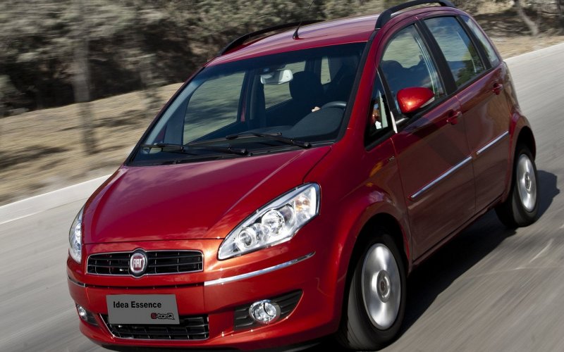 Fiat idea седан