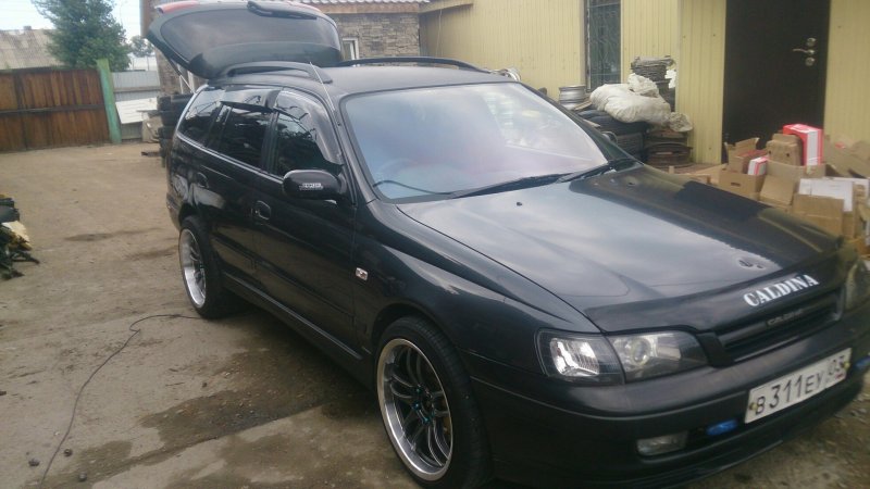 Toyota Caldina 1995 тюнинг