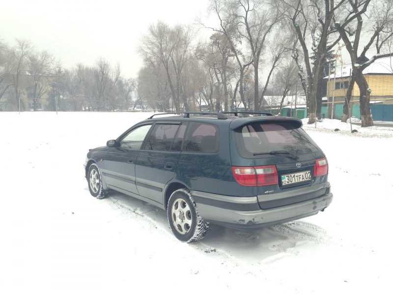 Тойота Калдина gt-t st215