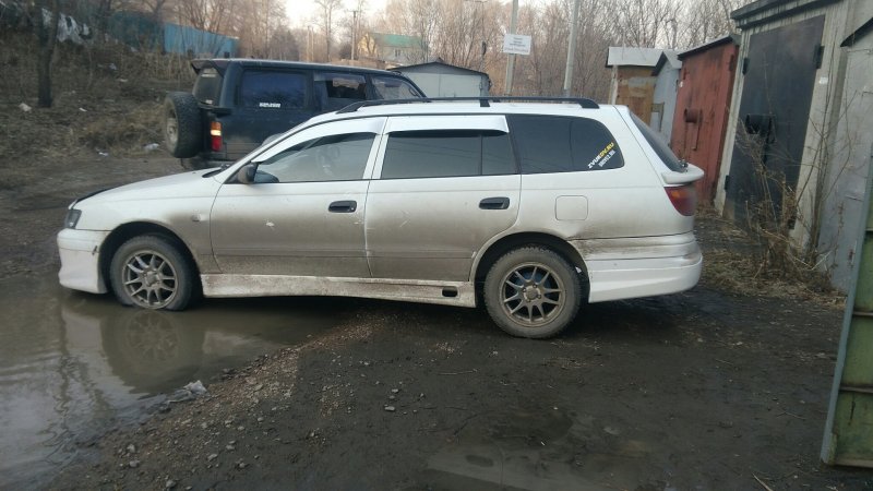 Тойота Калдина универсал 1995