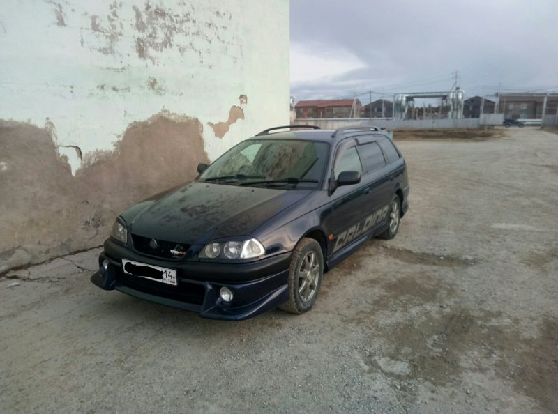 Toyota Caldina st195 черная