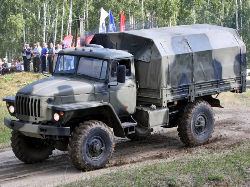 Автомобиль Урал 4320-31