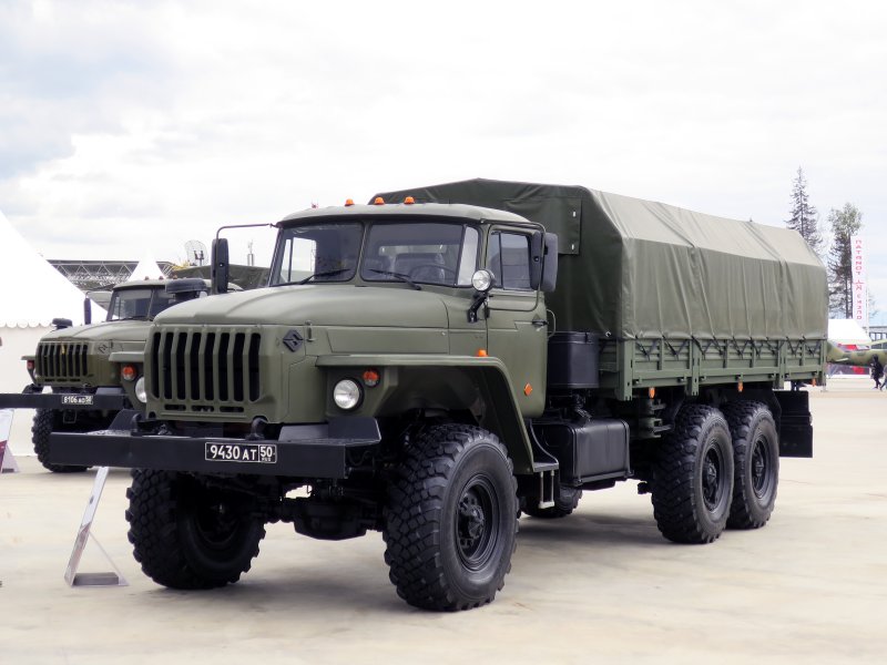 Грузовик Урал 4320