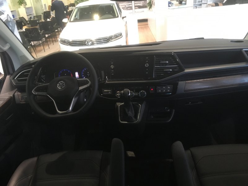 Новый Volkswagen Caravelle 6.1