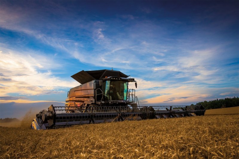 Зерноуборочный комбайн Fendt ideal