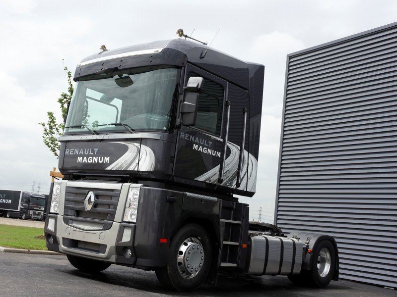 Renault Magnum 2006