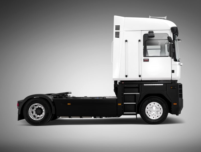 Renault Magnum