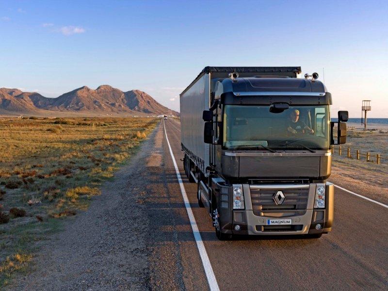 Грузовик Renault Magnum