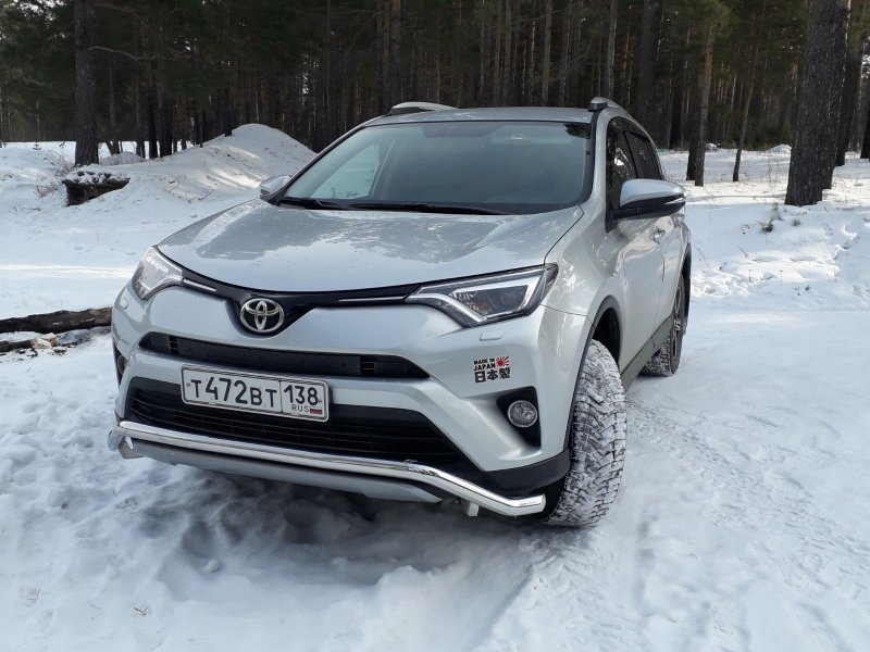 Тойота рав 4 серебро