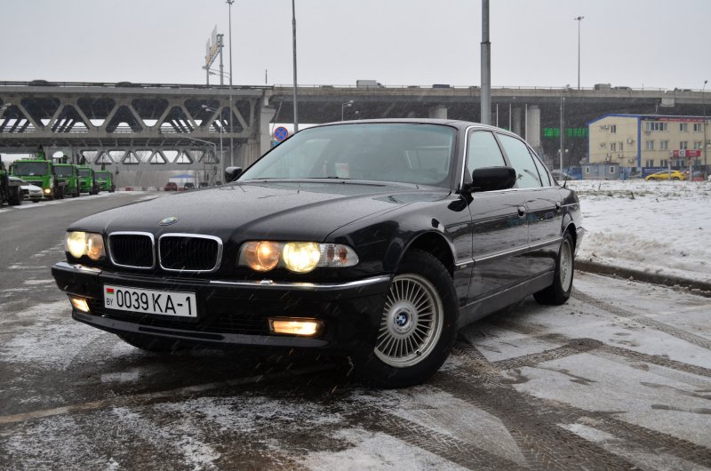 BMW e38 750il бумер