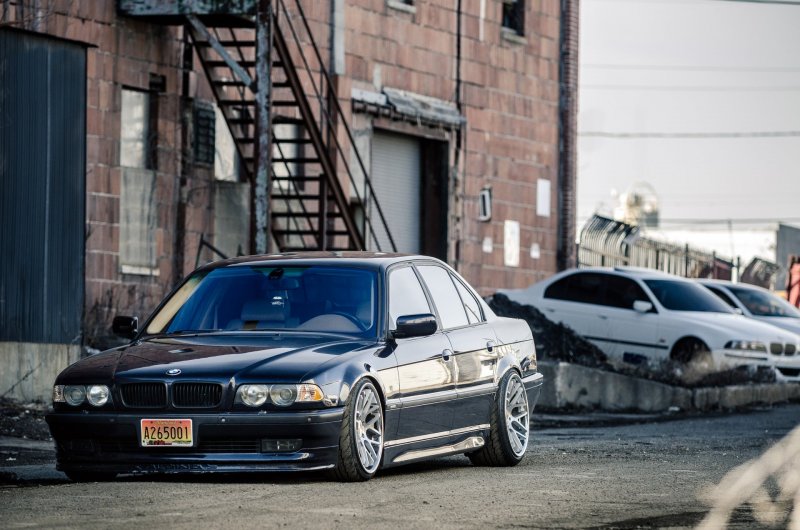 БМВ e38 стэнс