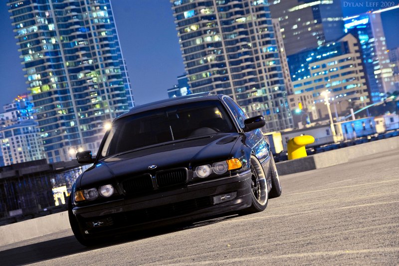 BMW e750 бумер
