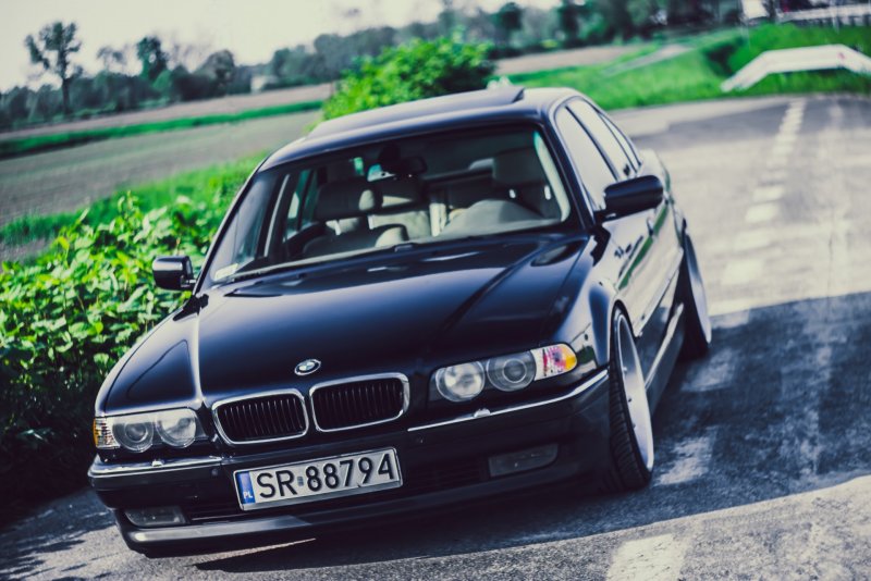 BMW 740 e38 бумер