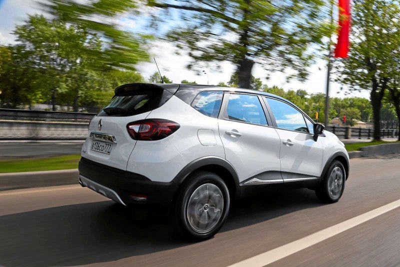 Новый кроссовер Renault Triber