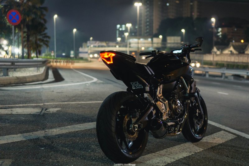 Yamaha MT 07 серый