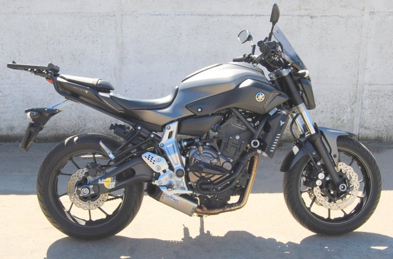 Yamaha MT 07 ветровое стекло