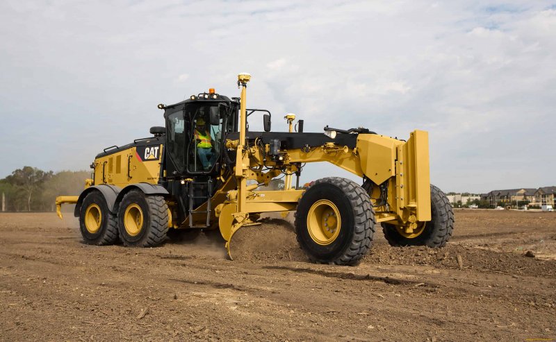 Автогрейдер Caterpillar 16m
