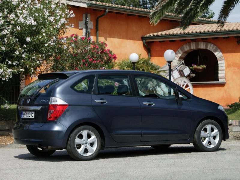 Honda fr-v 1.7