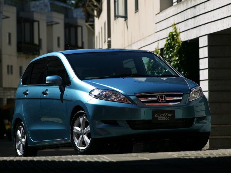Honda Эдикс 2004-2006