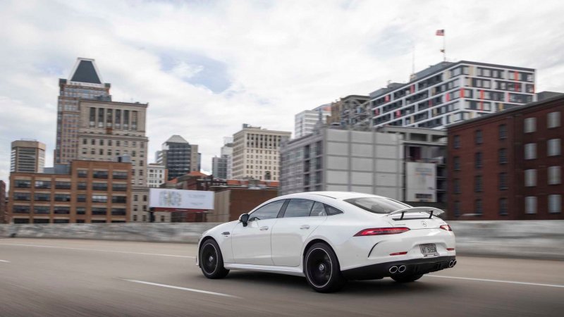 Мерседес gt 43 AMG