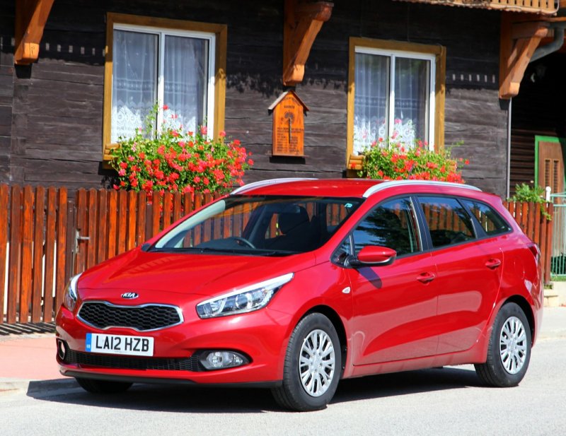 Kia Ceed SW 2013