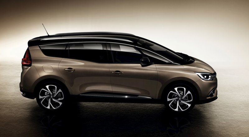 Renault Grand Scenic 4 in