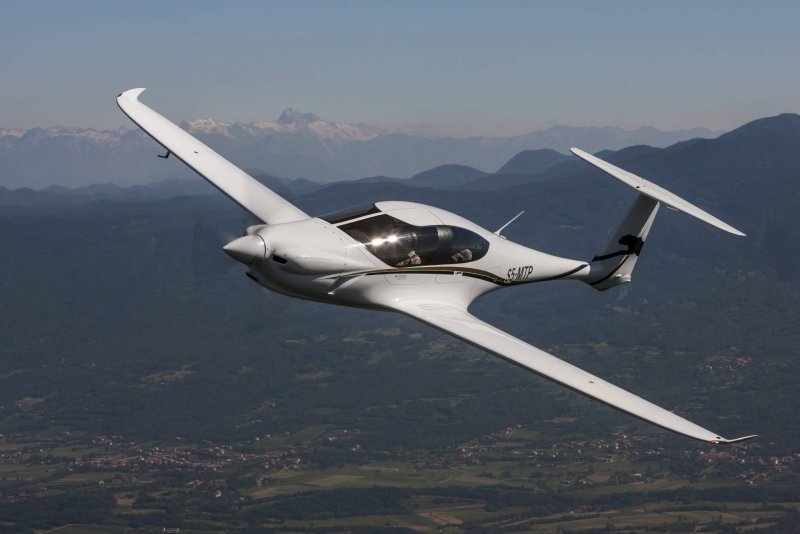 Pipistrel самолет