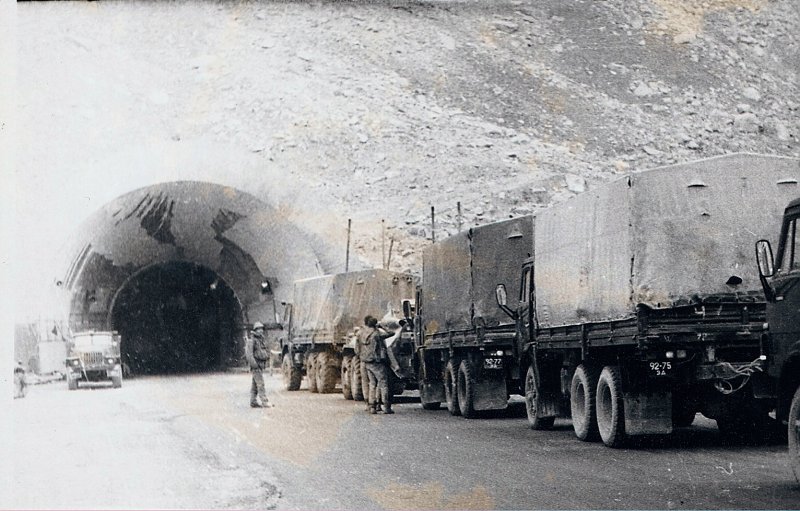 Военные Грузовики в Афганистане 1979-1989