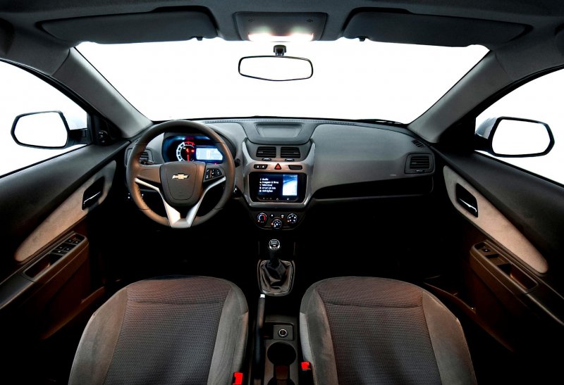 Chevrolet Cobalt 2014 салон