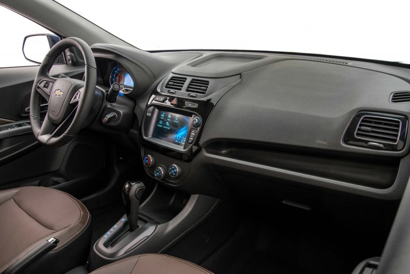 Chevrolet Cobalt 2021 салон