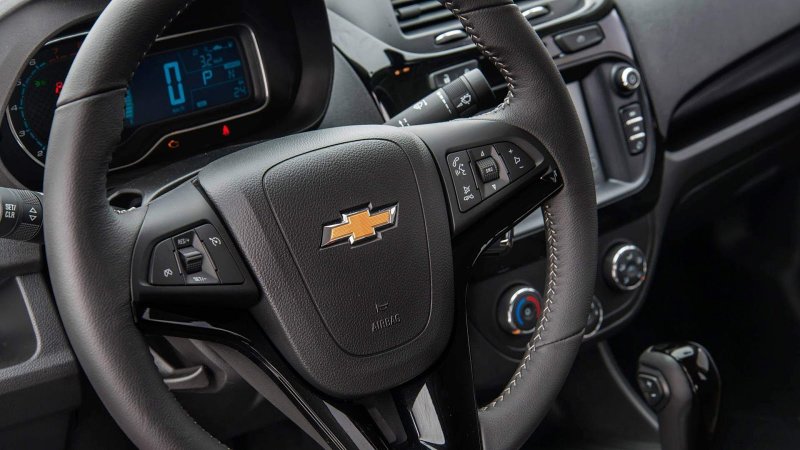 Chevrolet Cobalt 2021 салон
