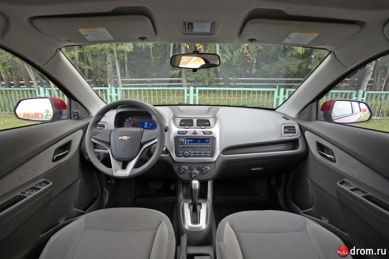 Cobalt Chevrolet 2013 салон