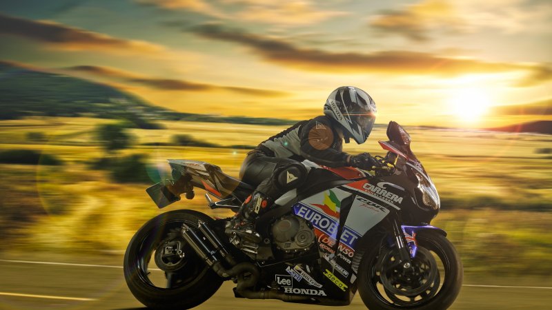 Honda CBR 600 RR TT man