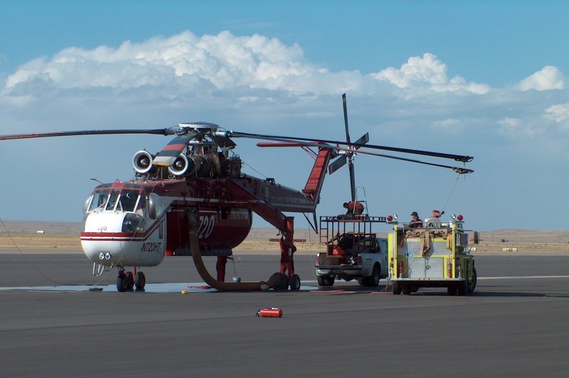 Американский пожарный вертолет