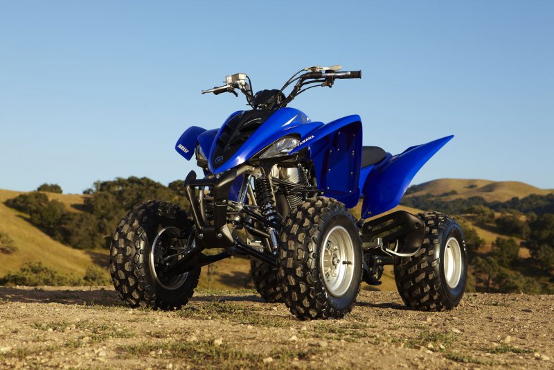 Квадроцикл Yamaha Raptor
