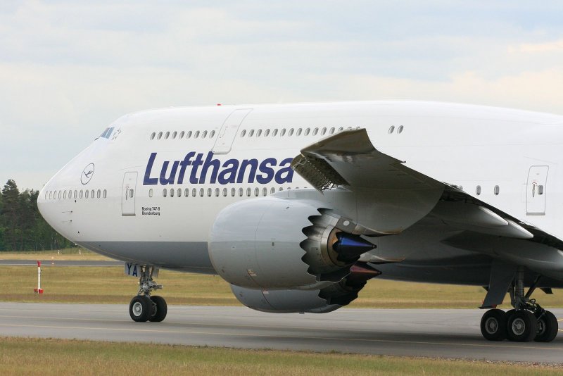 Боинг 747 800 Люфтганза