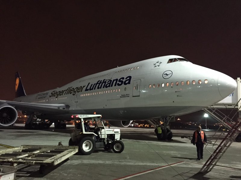Boeing 747-8 салон