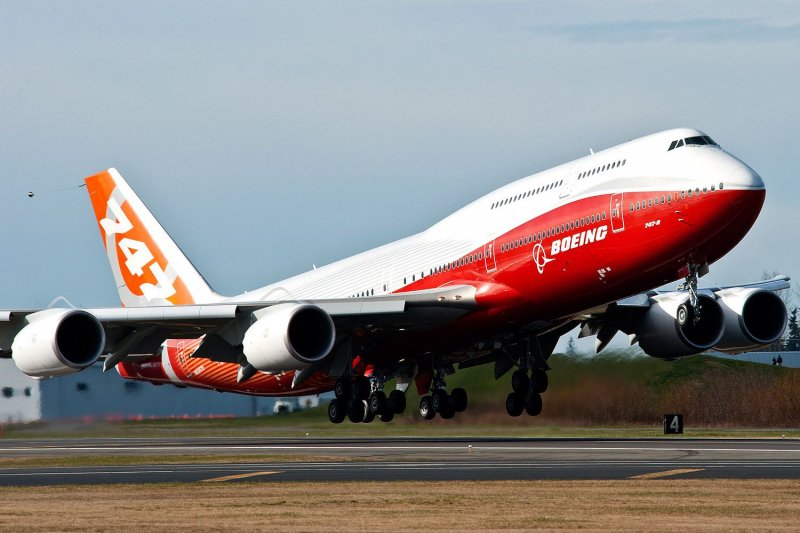 Самолёт Боинг 747
