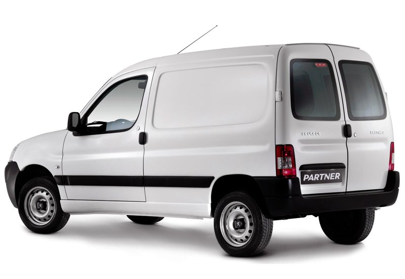 Peugeot partner 2010 вид сбоку