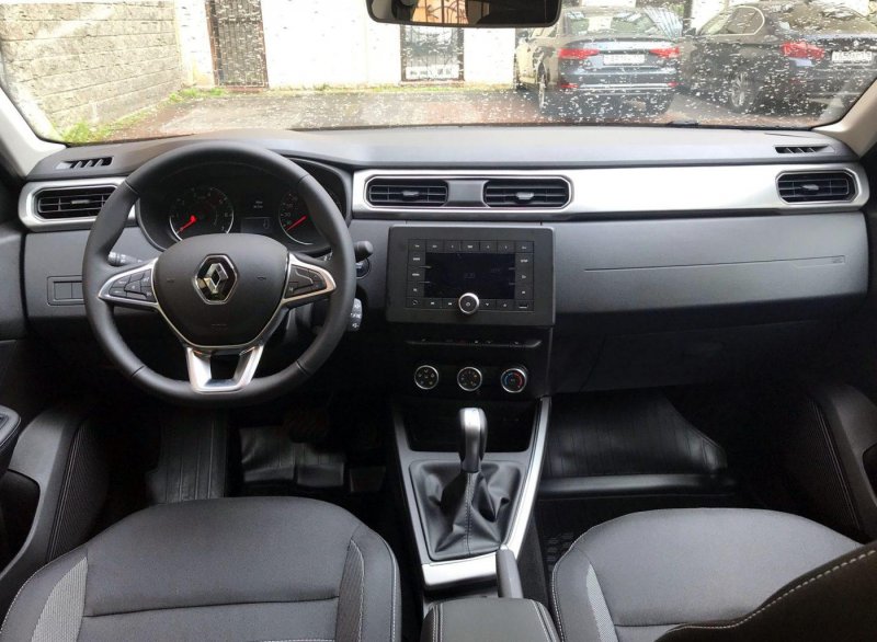 Renault Arkana салон