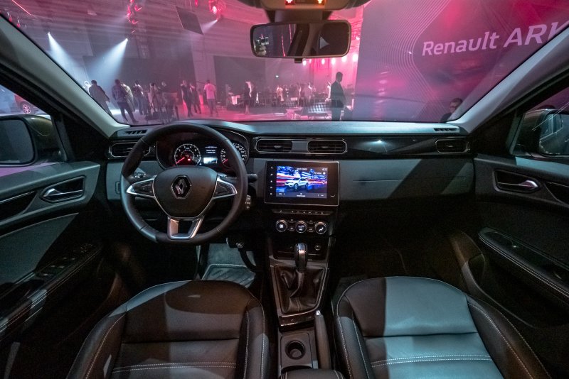 Renault Arkana салон