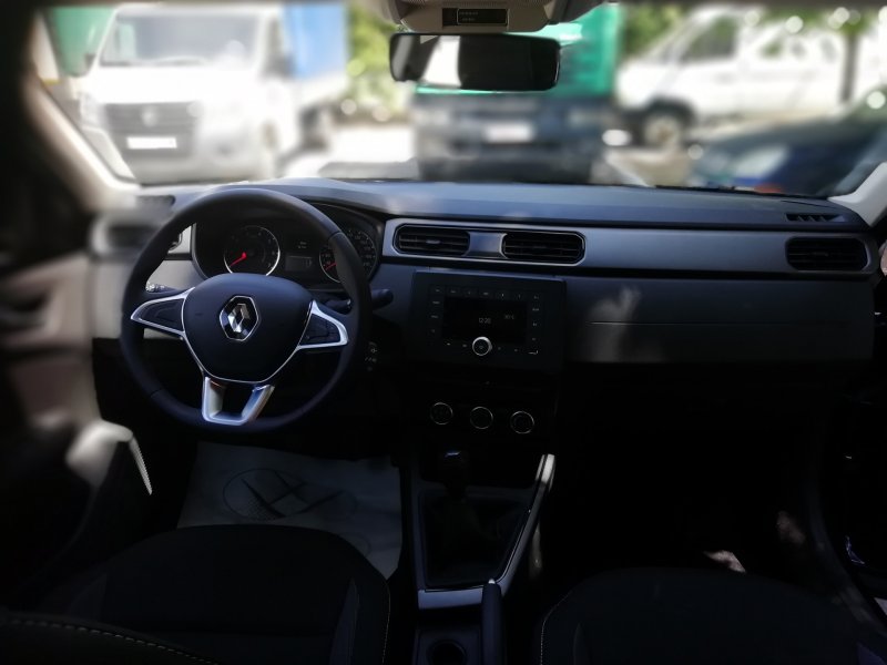 Renault Arcana салон