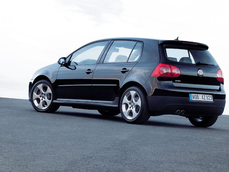 Volkswagen Golf v GTI