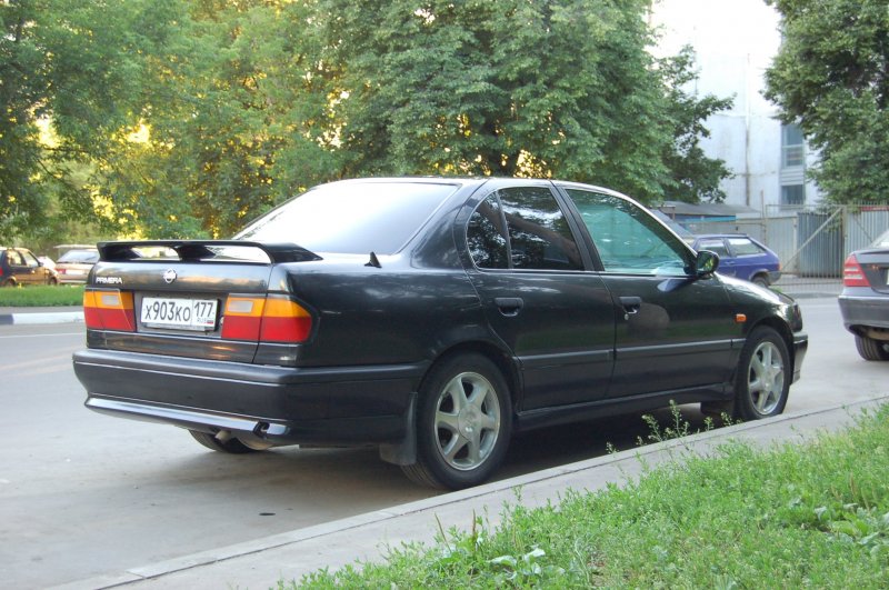 Nissan primera p10 oz Racing