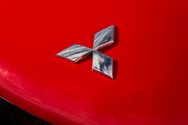 Mitsubishi logo 2021