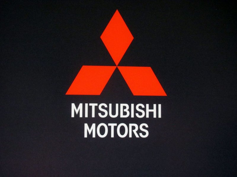 Mitsubishi логотип