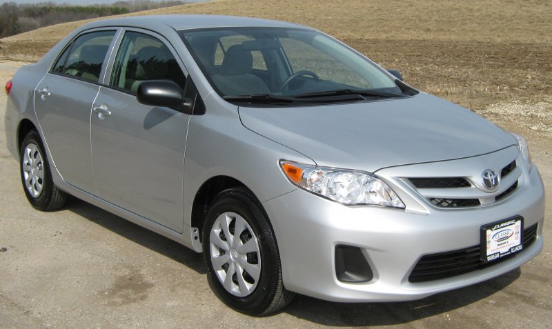 Toyota Corolla 2010 седан